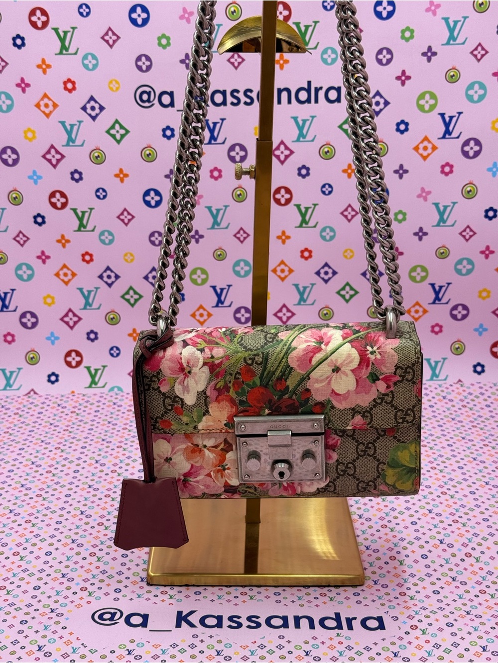 Gucci Blooms Padlock Limited Edition GG Supreme Shoulder / Crossbody Bag
